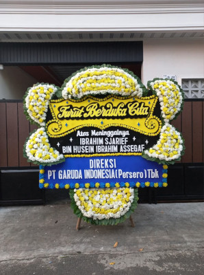 Papan Bunga Duka di Kampung Pondok